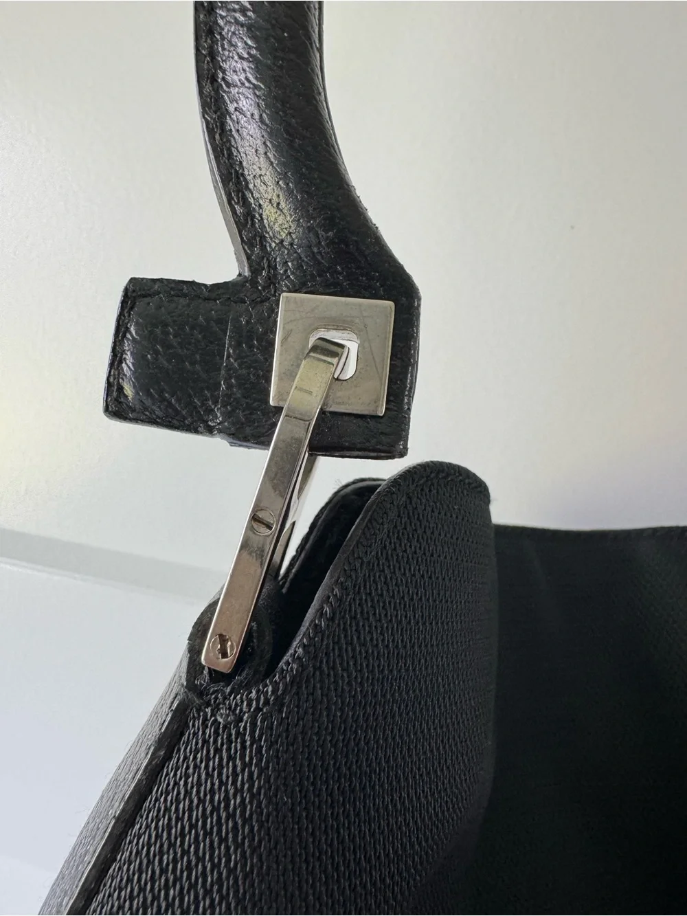 Salvatore Ferragamo Black Circular-Handle Shoulder Bag